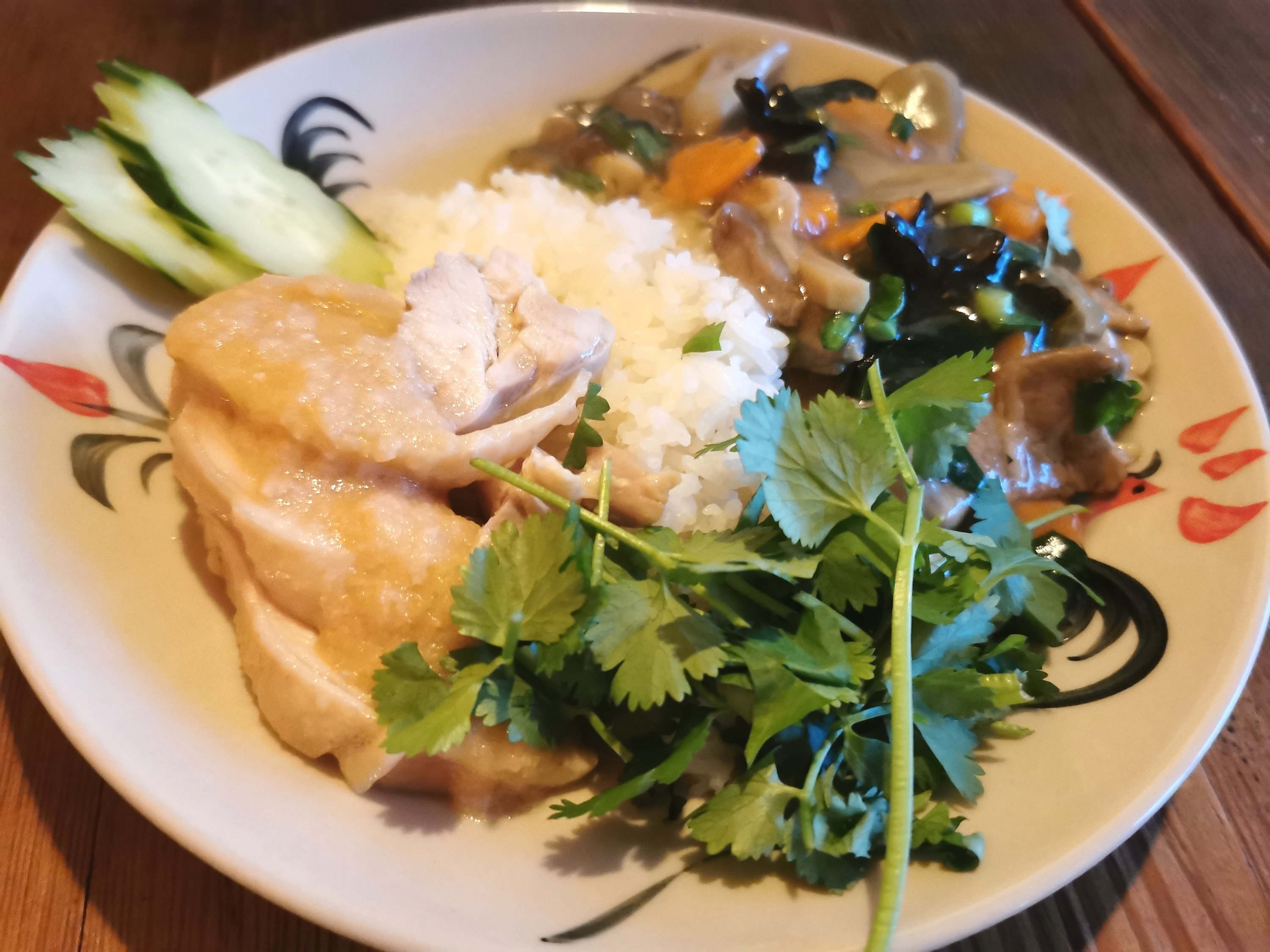 【代々木上原】ウータン食堂＠BAR mujinaの間借り営業。カジュアルで本格的なアジアン料理。