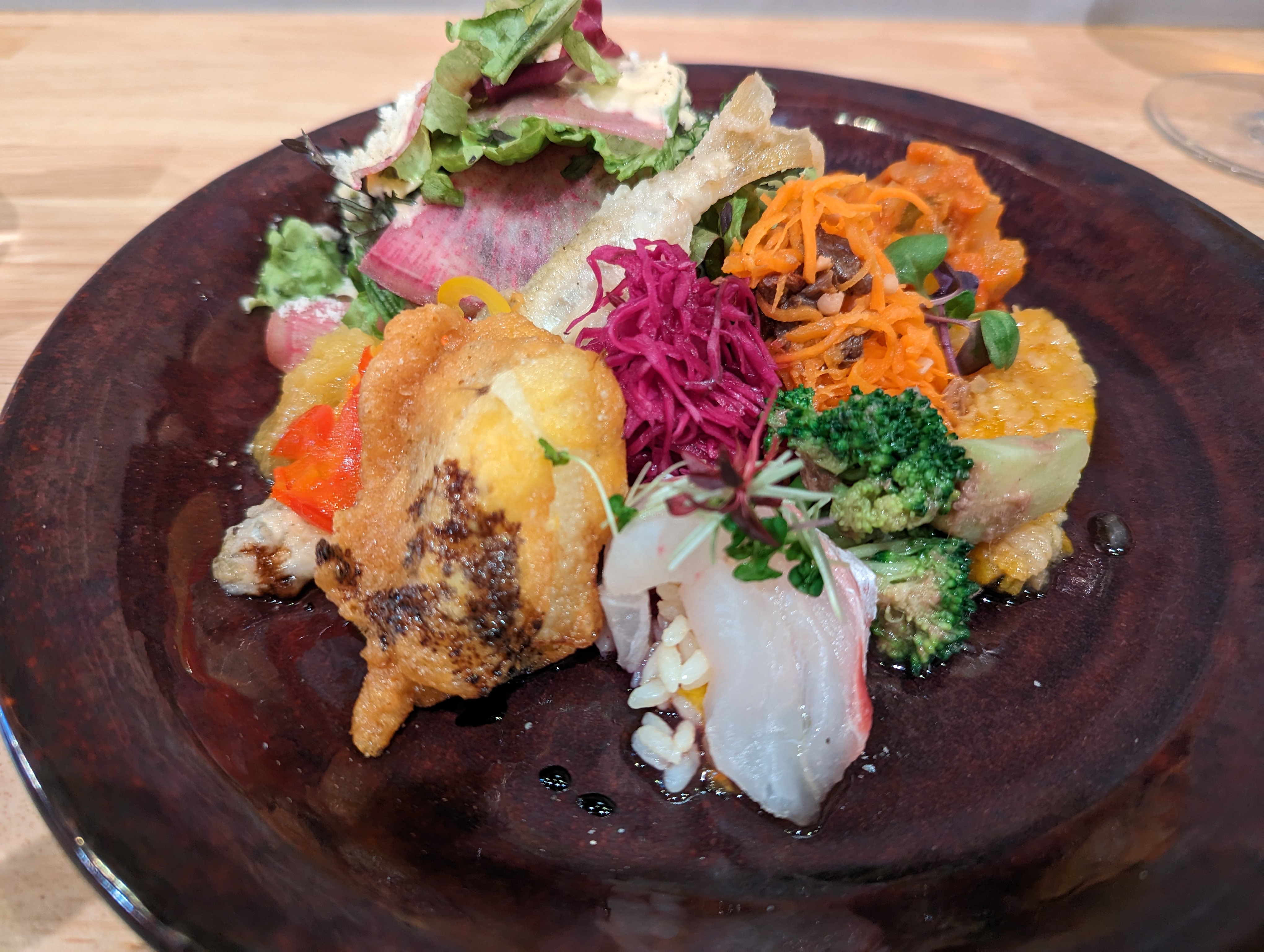 【藤沢】gotta ＠味コスパともに大満足のランチ。お料理と共にナチュールワインを楽しみたい。