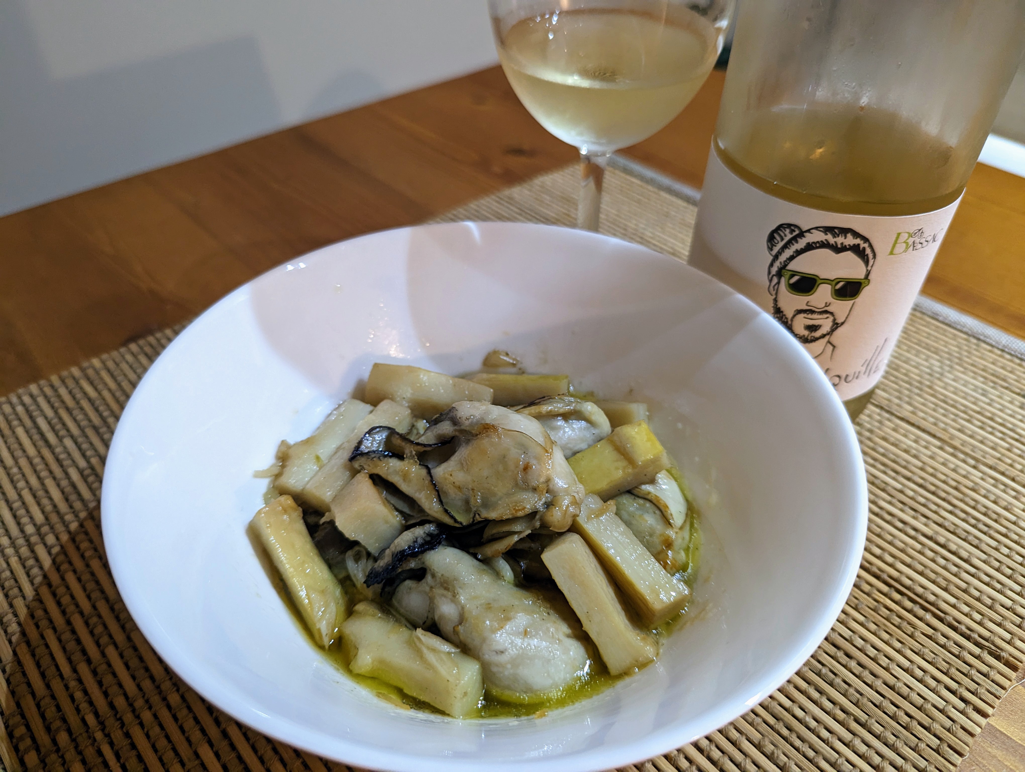 【お取り寄せPR】播磨灘産「蒸し牡蠣 珠せいろ」。大きくて食べ応え十分、解凍してそのまま食べられるのも魅力。