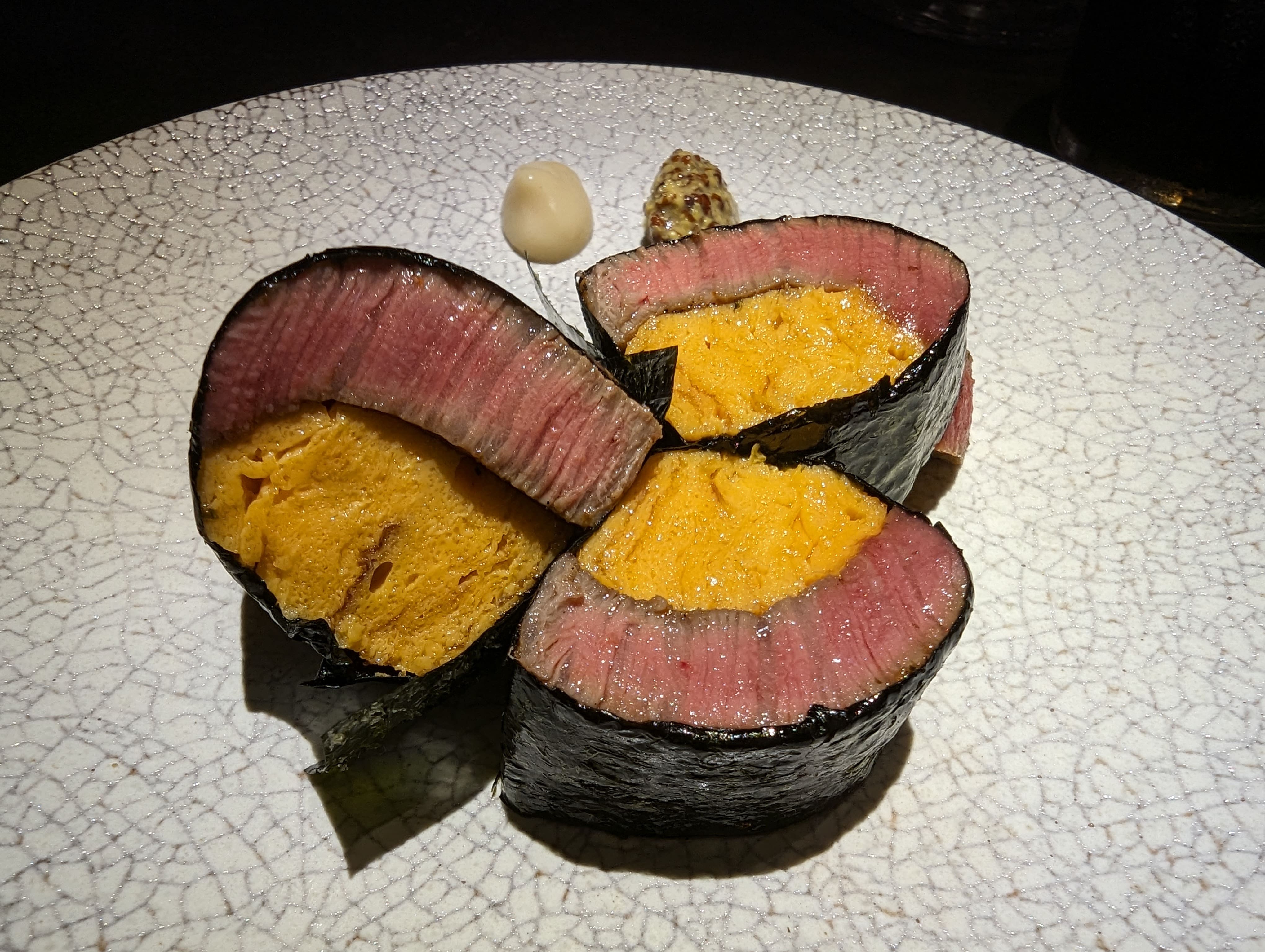 【川崎】腹ペコ新進気鋭＠紹介制・住所非公開。エスニックのニュアンスが光るお肉のワンダーランド。